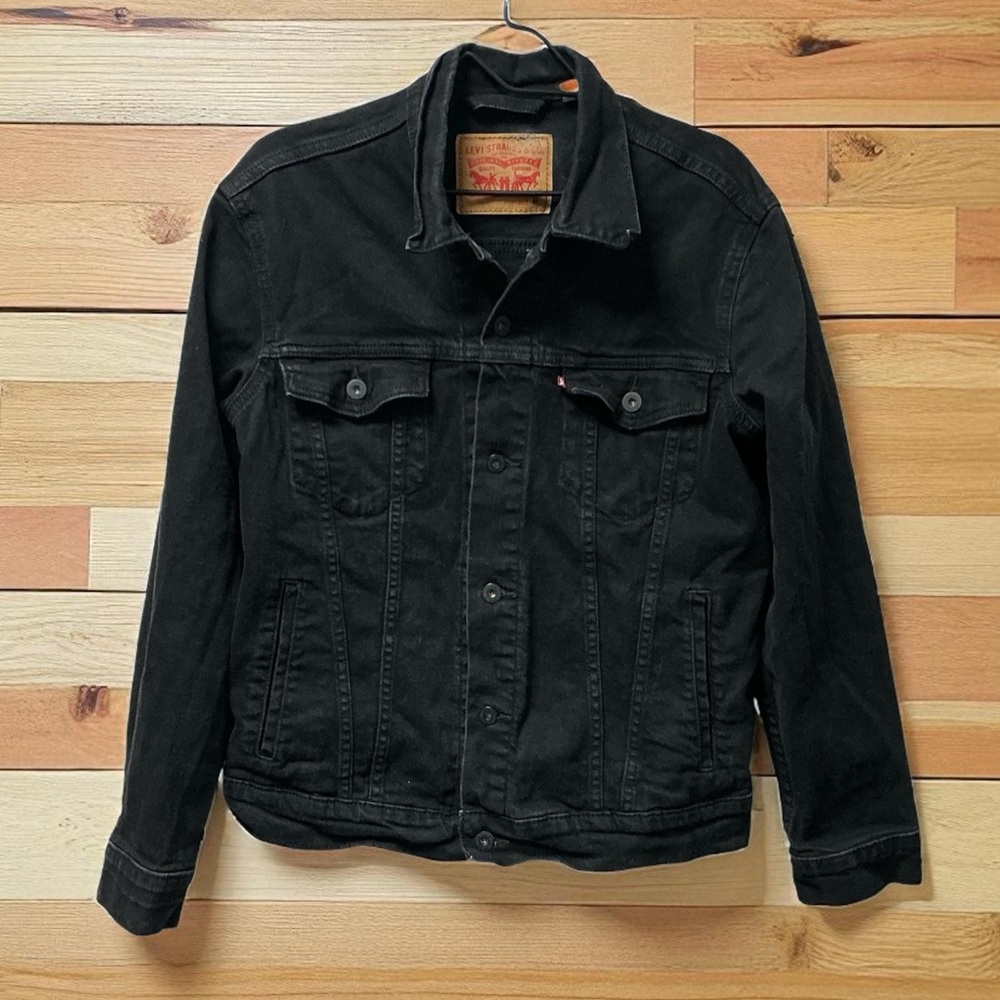 Levi's Classic Black Denim Jacket for Men - Picture 6 of 7